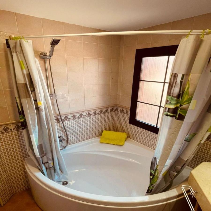 קורלחו Paradise Apartment מראה חיצוני תמונה
